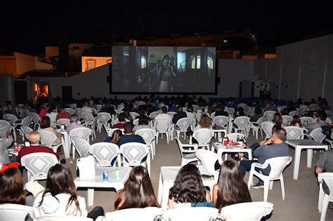 tomares cine de verano|Cinema Tomares